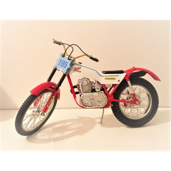 Modellino HONDA RTL 305